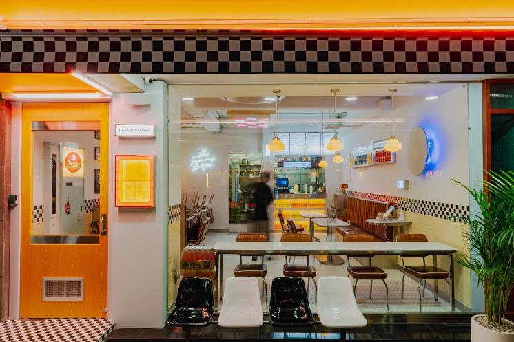 더페이머스버거(@thefamousburger)