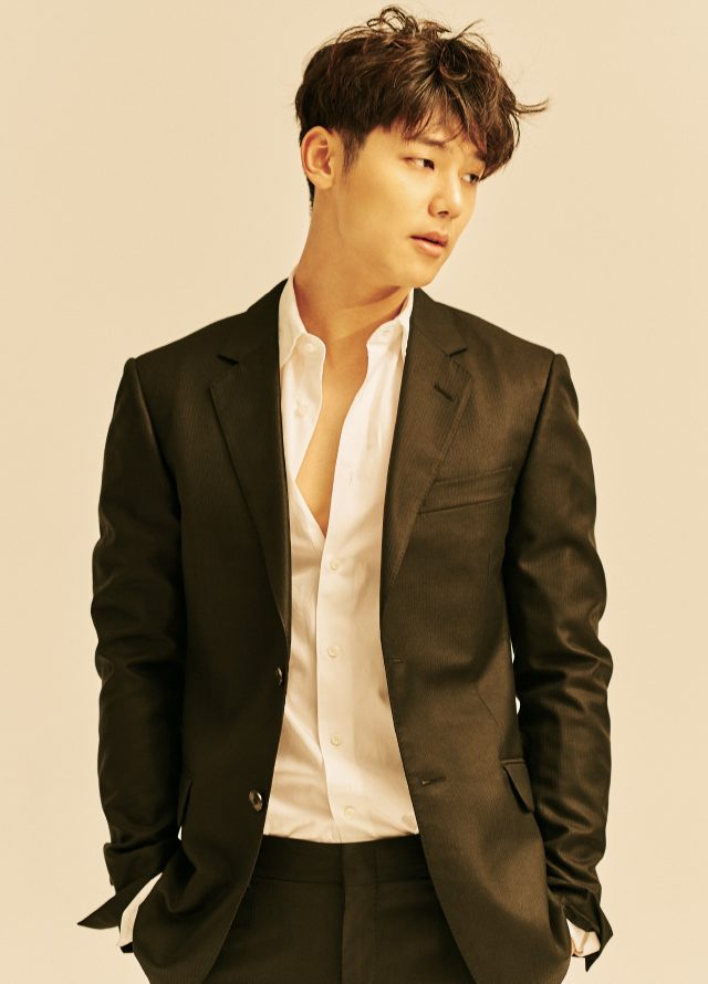 기억나는 민혁 - 에스콰이어 Esquire Korea 2016년 11월호