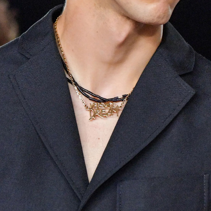 VERSACE