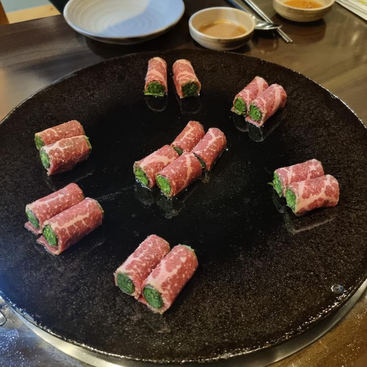 삼고집