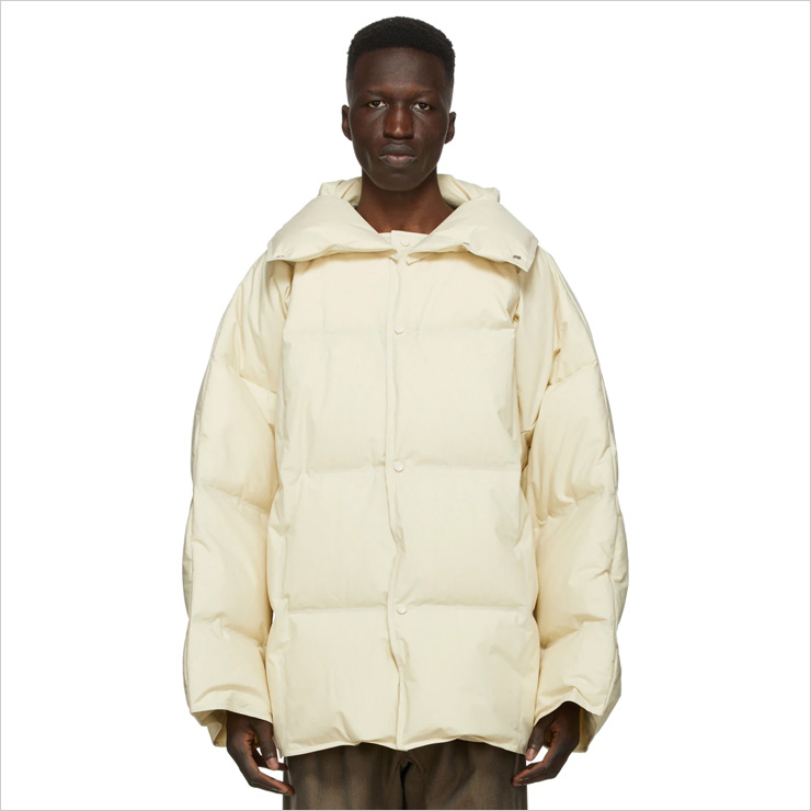 보테가 베네타 오프화이트 다운 푸퍼 자켓, $2,555 USD