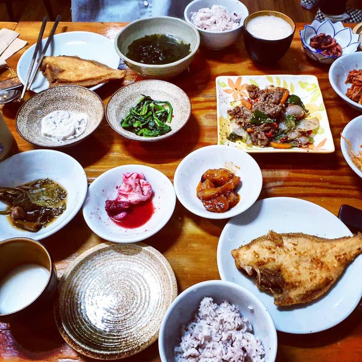 밥과 술이 있는 풍경