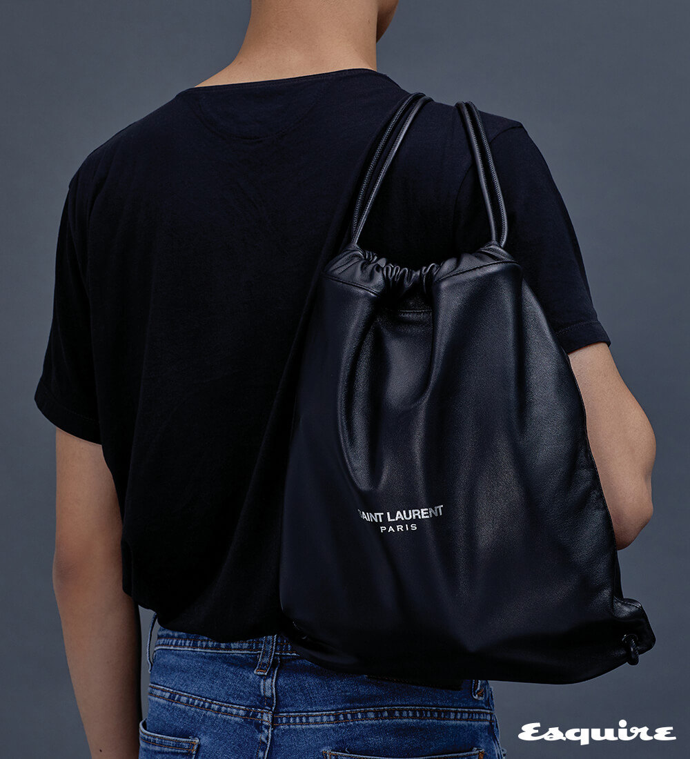 140만원대 <strong>생 로랑 by 안토니 바카렐로</strong>.