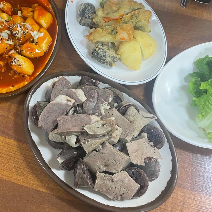 뽀빠이 상추튀김