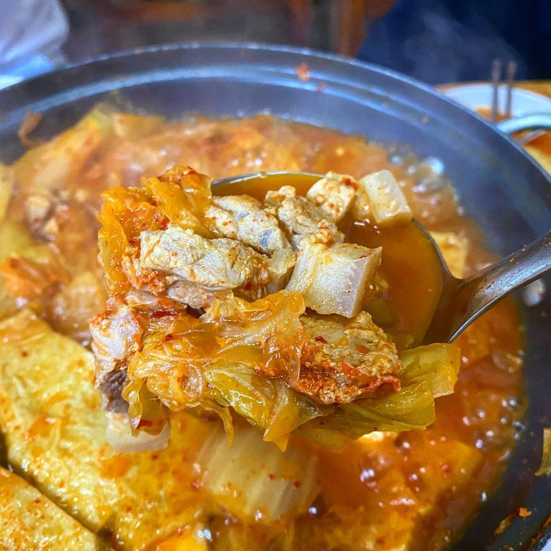 간판없는 김치찌개집 @wang_pro_
