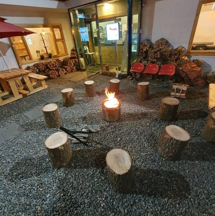 @redroof_coffee