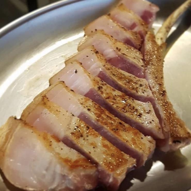 @crown_pig5109