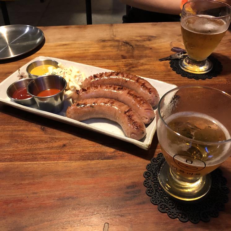 미륵미륵 맥주호스텔