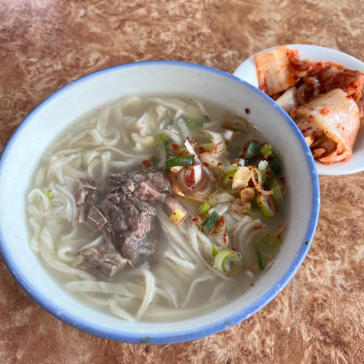 명륜손칼국수