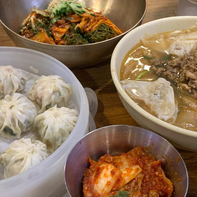 명동교자