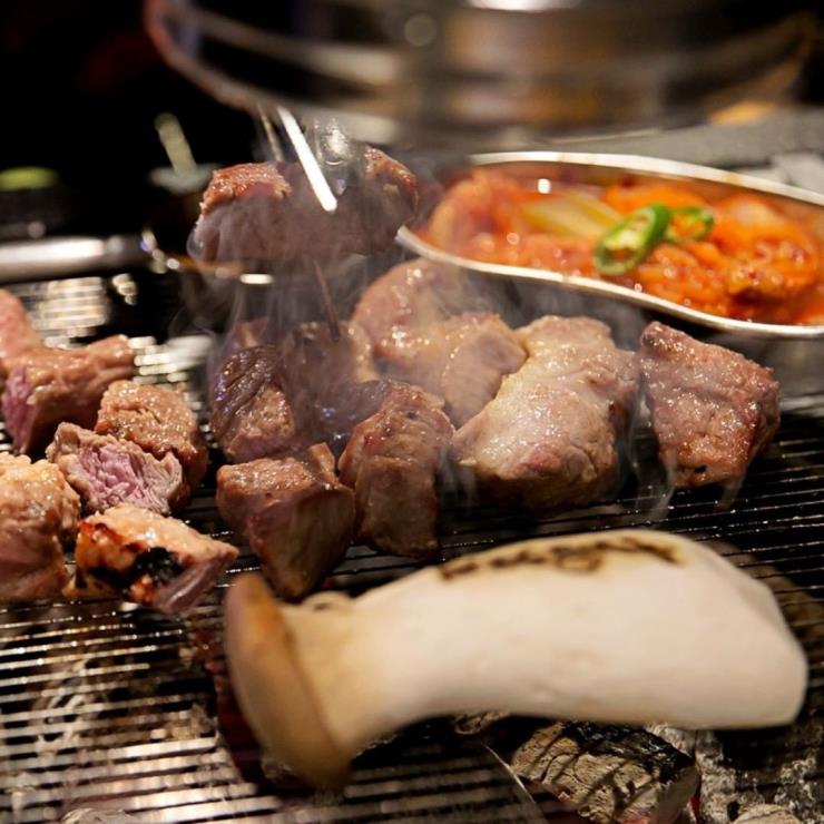 특별하면돼지 @s_pig_t