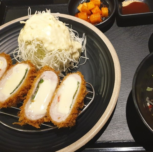 도모니