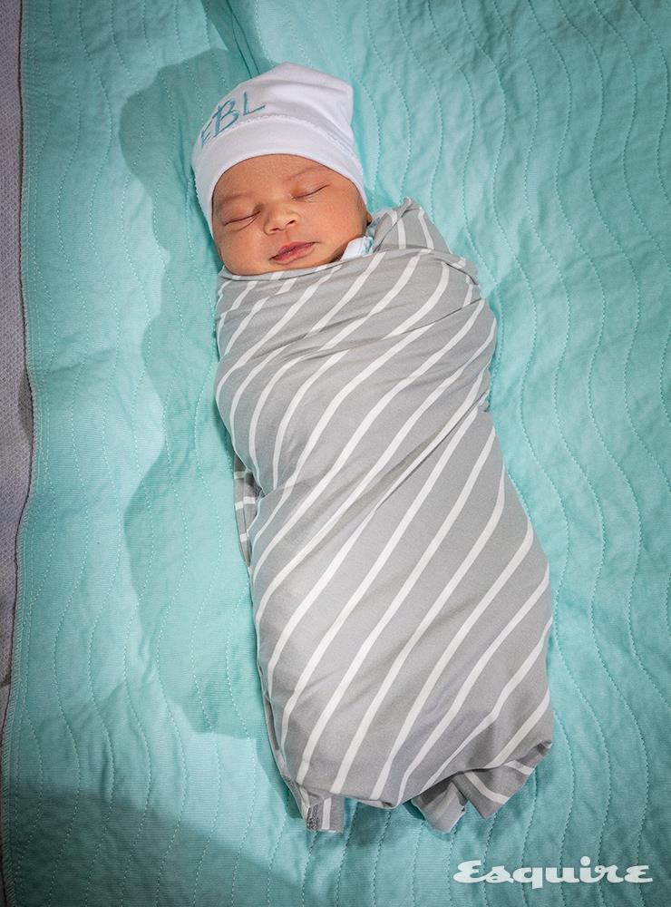 에머슨 리 네이글 버드, 2021년 8월 8일생.