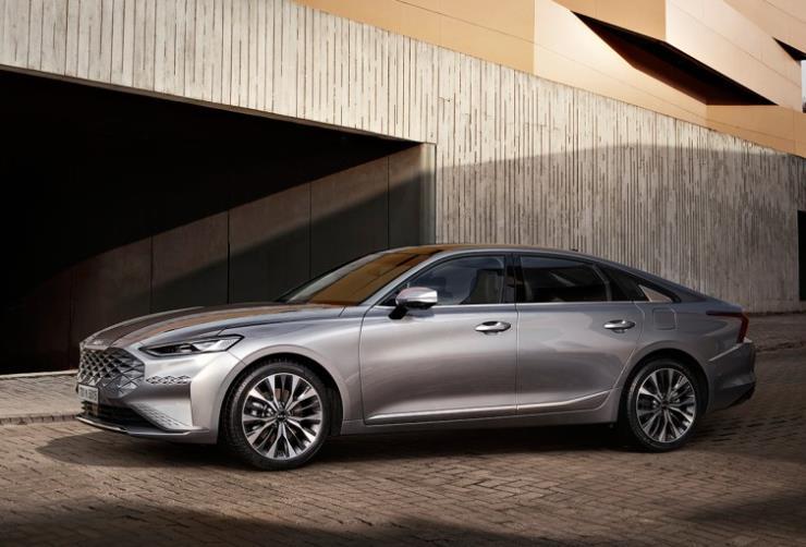 KIA K8