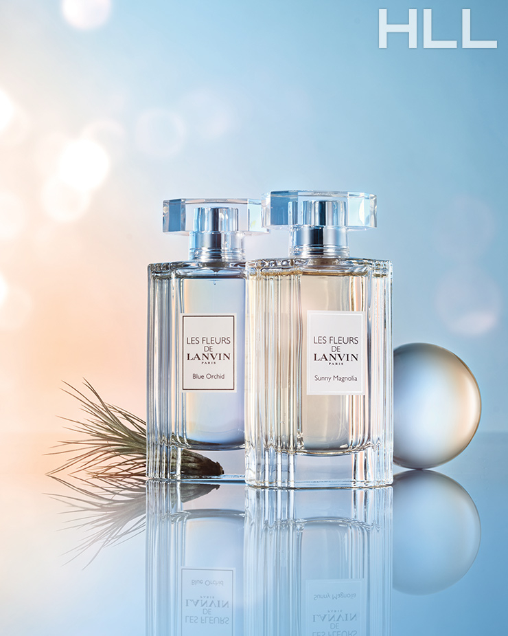 정원 한가운데 들어온 듯한 느낌을 주는 향. 오리스의 포근하면서도 상쾌한 향 너머로 만다린과 레몬의 달콤한 향이 이색적인 레플레르 드 랑방 블루 오키드 EDT 90ml 8만2천원, 매그놀리아와 오스만투스의 플로럴 향이 화사한 기운을 북돋고 화이트 머스크와 샌들우드, 바닐라의 매혹적인 만남으로 마무리되는 레플레르 드 랑방 써니 매그놀리아 EDT 90ml 8만2천원 모두 LANVIN.