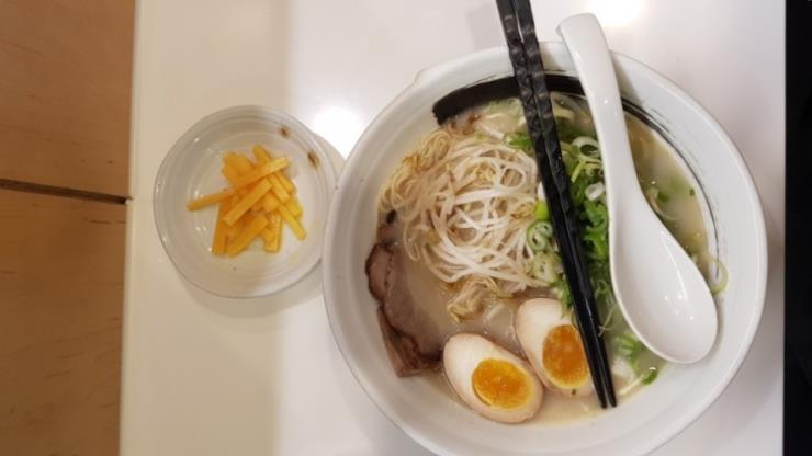 야쏘돈코츠라멘