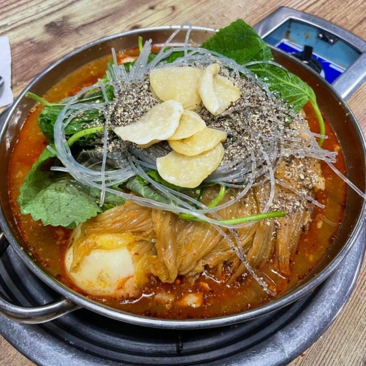 24시뼈다귀감자탕