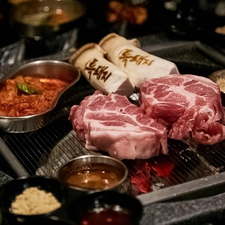 특별하면돼지 @s_pig_t