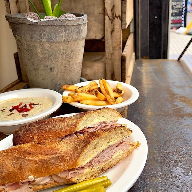 @goattdeli