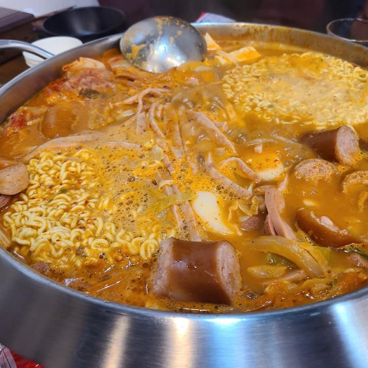 김춘자의정부부대찌개