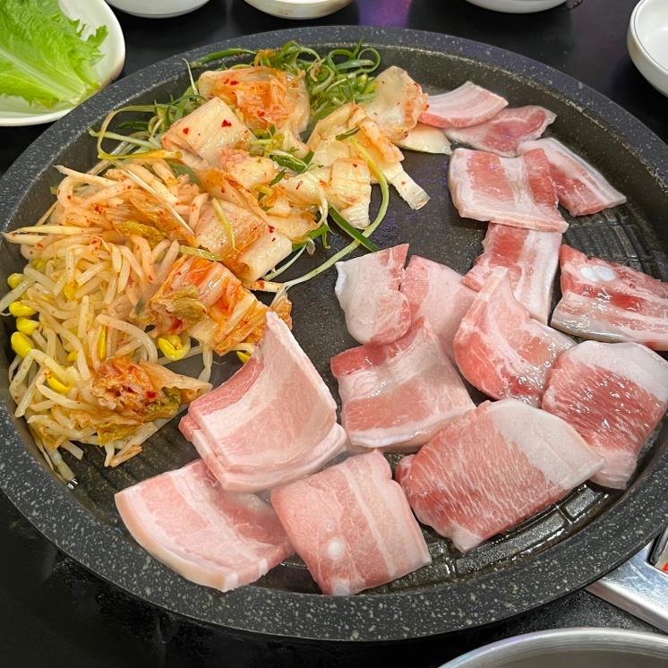 천이오겹살