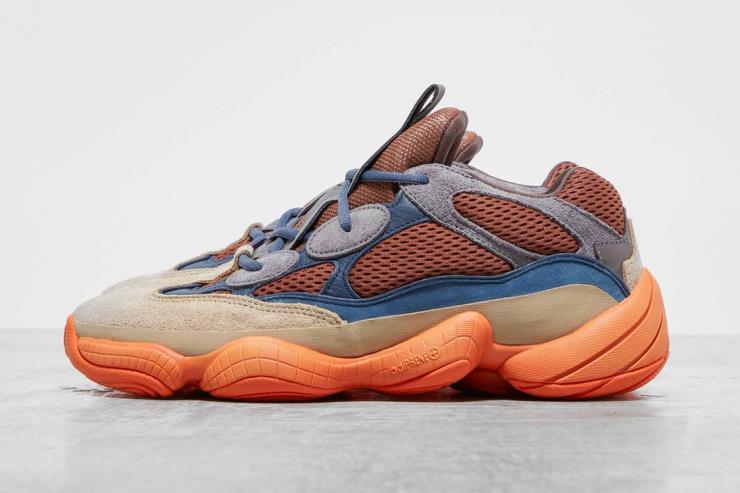 아디다스 YEEZY 500 'Enflame' 5월 출시 임박
