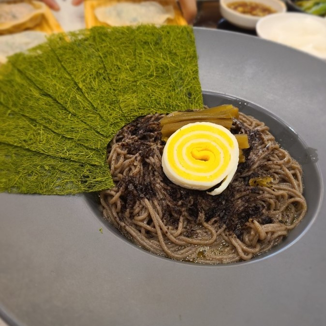 뱅뱅막국수