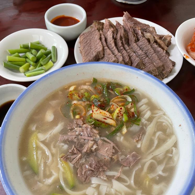 명륜손칼국수