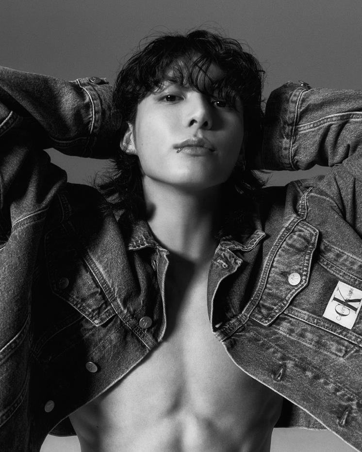 @calvinklein