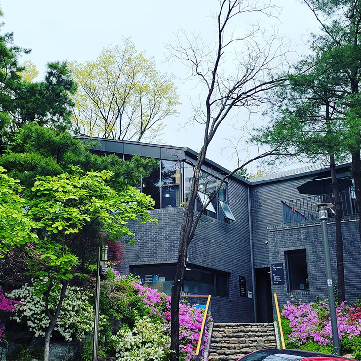 배봉산숲속도서관(@baebongsanforest)