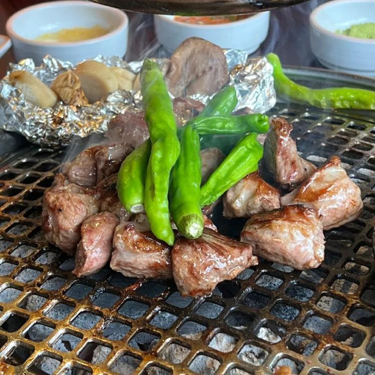 동래정(@dongraejeong_hongdae)