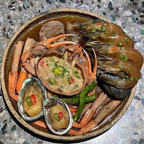 @ahn.mak