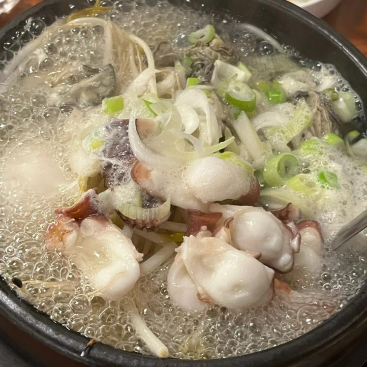돌곰네