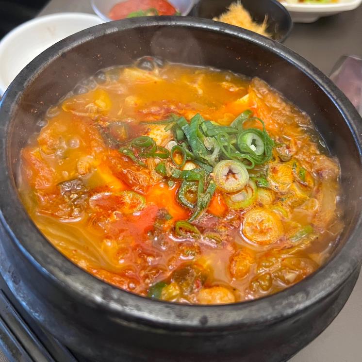 김진목삼