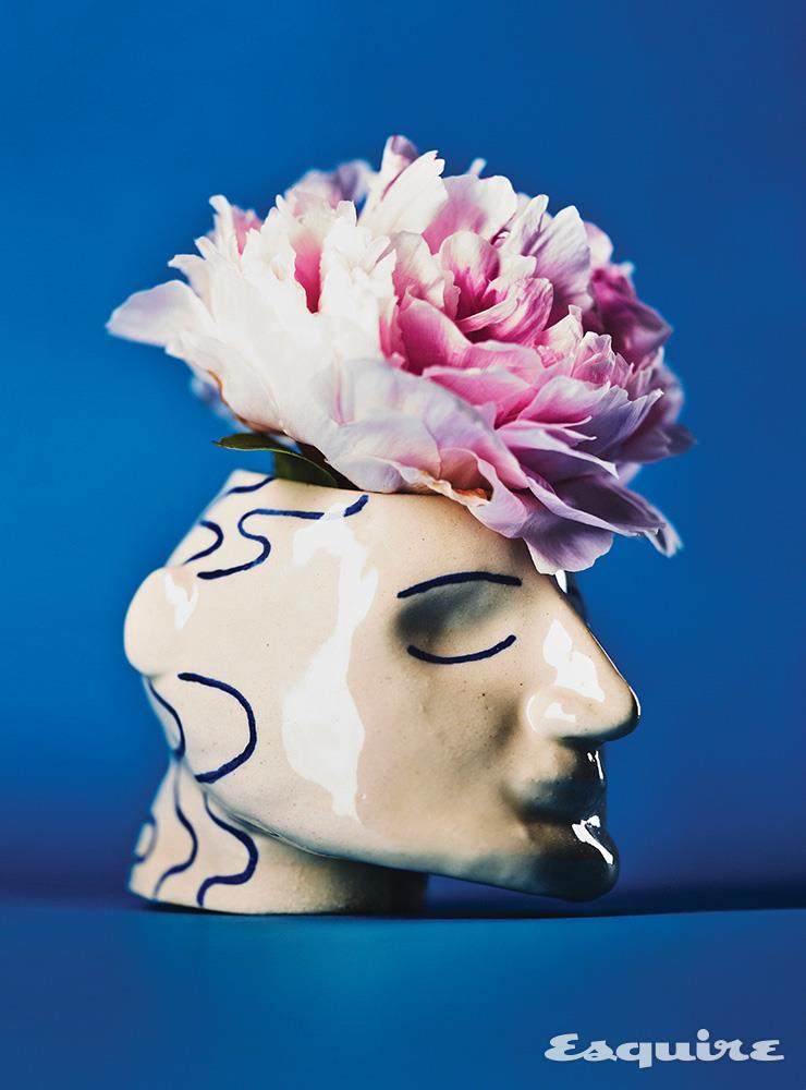 영국 작가 소피의 ‘Head Planter’. 주먹만 한 크기의 소두다. 8만8000원 Sophie Alda by Pakkookii.