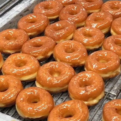 @randysdonutskr1962