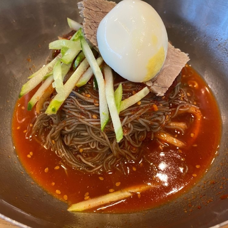 이설함흥냉면
