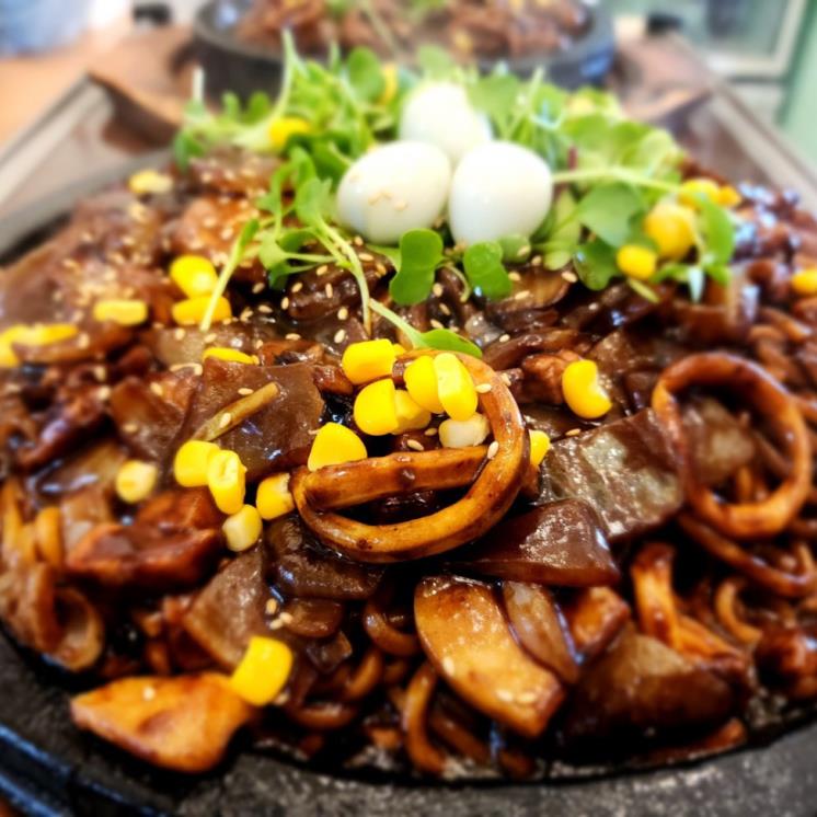 산타의돌짜장