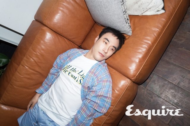 로브 이미스. 티셔츠 리트. 반바지 hiltl by 킹 오브 그린 스트리트.