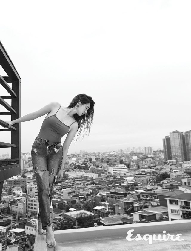 예은, 핫펠트 - 에스콰이어