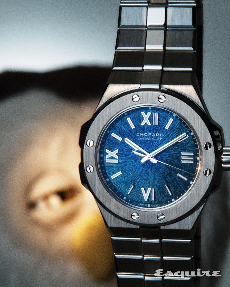알파인 이글 블루 36mm 1599만원 쇼파드.