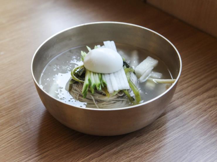 백운봉막국수