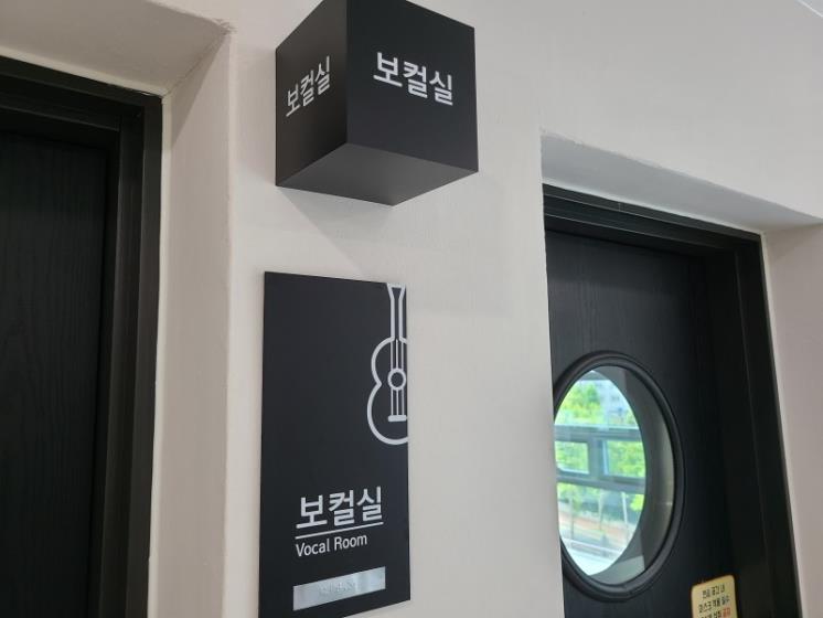 @ujin4ujin