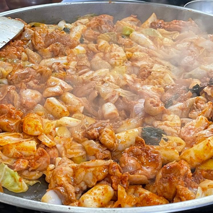 명동우미닭갈비