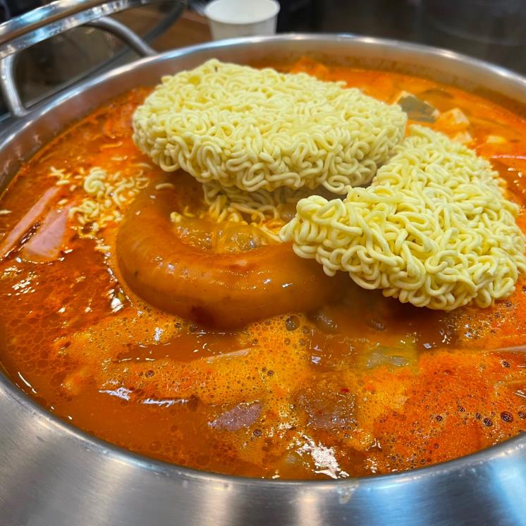 김춘자의정부부대찌개