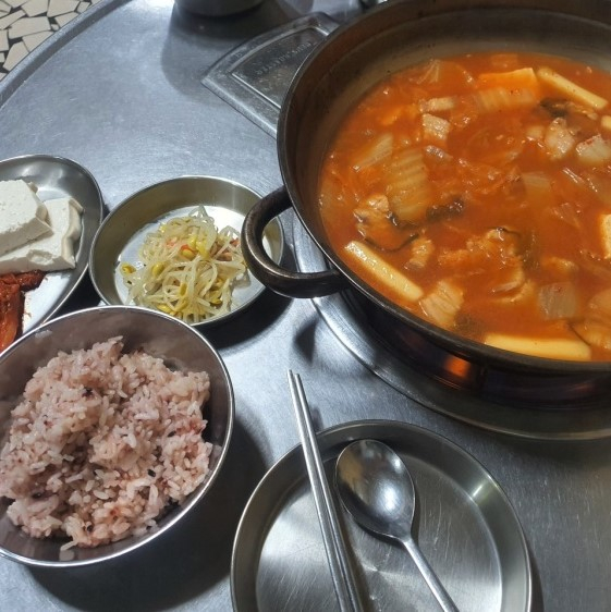 돈암동찌개본점