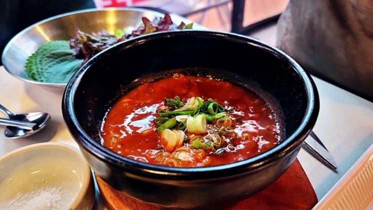 동래정(@dongraejeong_hongdae)