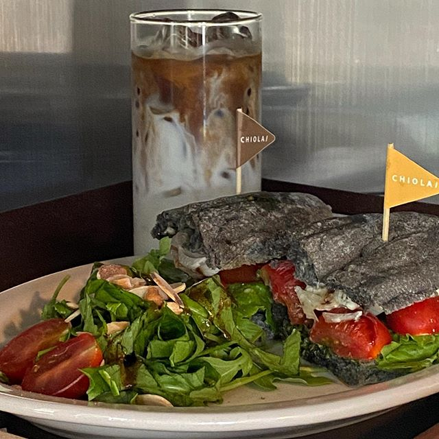 @cafe_chiola