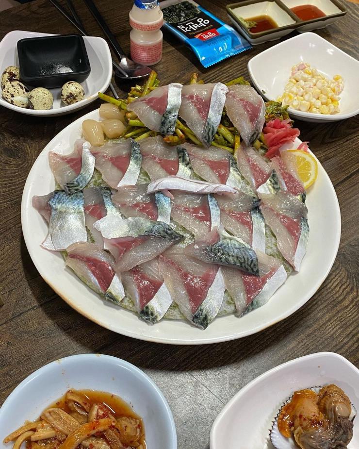 인스타그램 @muktaguni