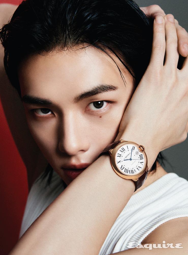 42mm 핑크 골드 케이스와 브라운 앨리게이터 레더 스트랩의 발롱 블루 드 까르띠에 워치 까르띠에. 슬리브리스 톱 렉토.